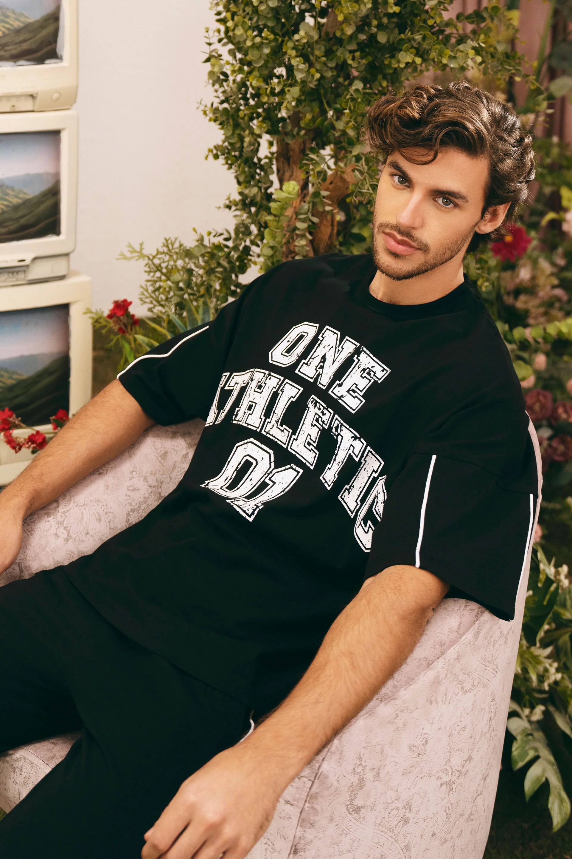 Baggy Graphic Tee